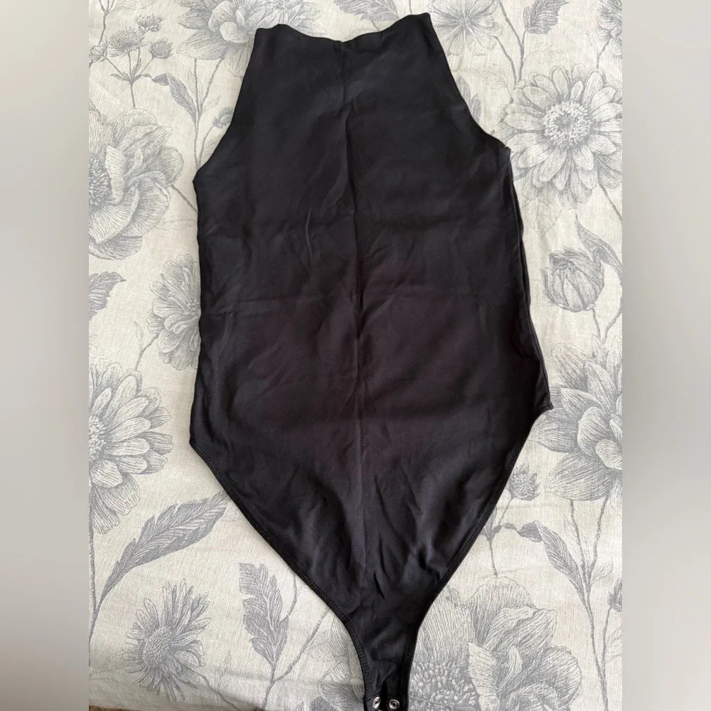 BUNDLE OF BODYSUITS